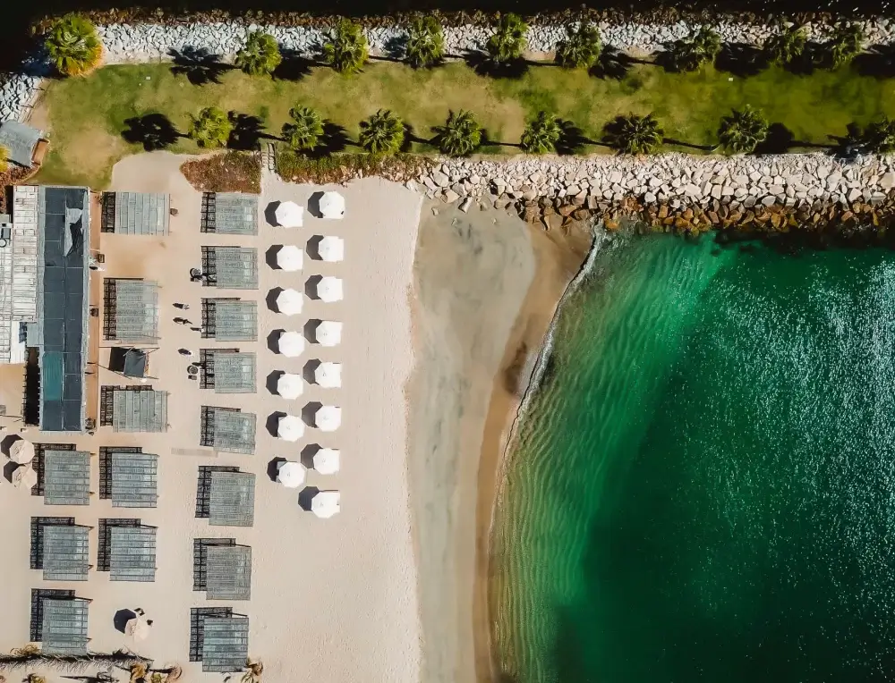 Pool & Beach 03