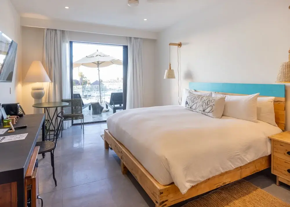 Terrace King room image 01